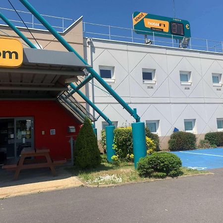 Hotelf1 Saint Witz A1 Hotel Bagian luar foto