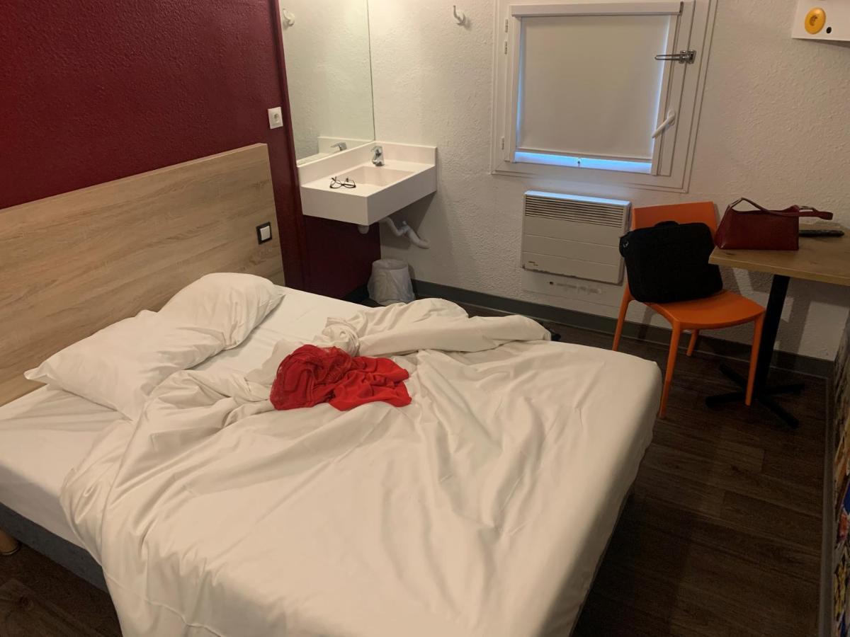 Hotelf1 Saint Witz A1 Hotel Bagian luar foto