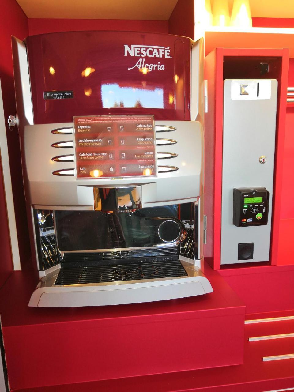 Hotelf1 Saint Witz A1 Hotel Bagian luar foto
